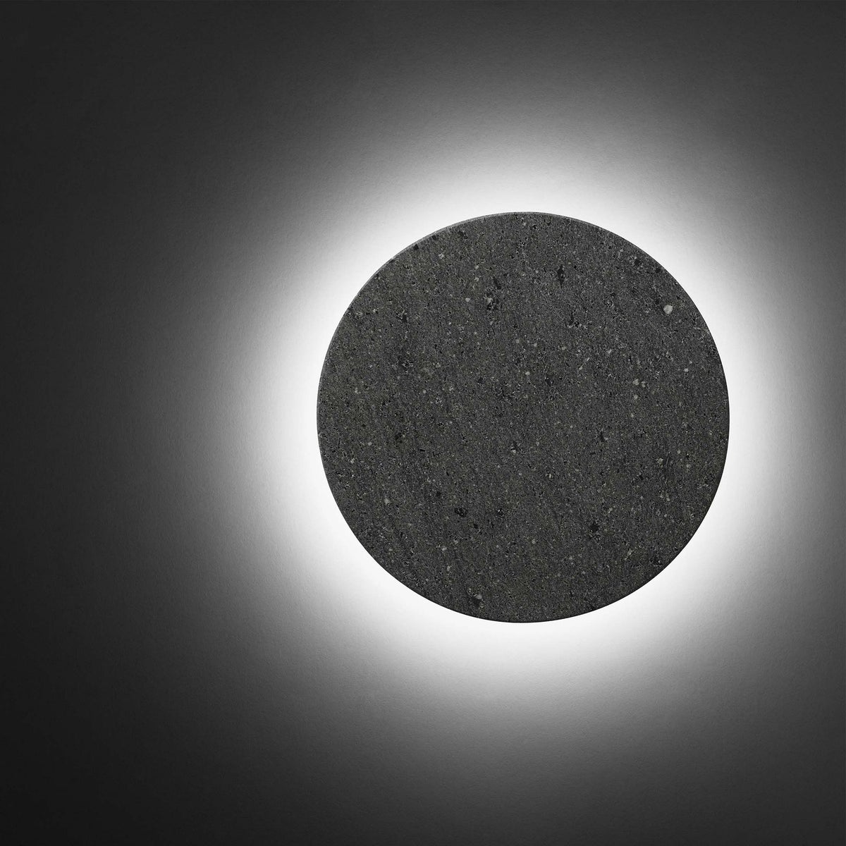 FLOS（フロス） / CAMOUFLAGE / カモフラージュ（アウトドア） 240 / 3000K / ウォールランプ