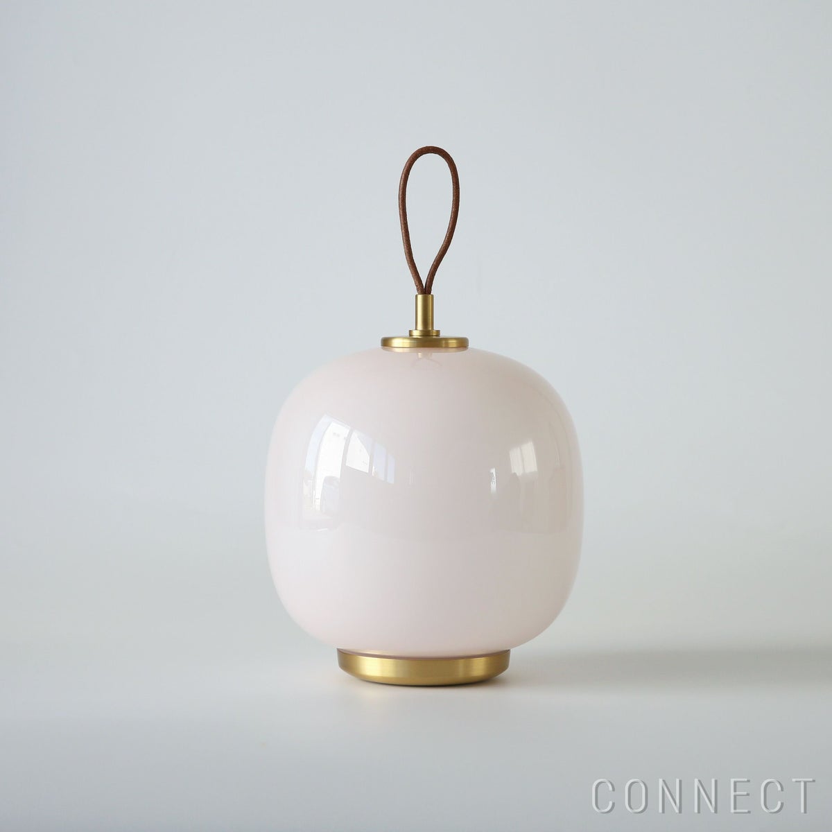 Louis Poulsen（ルイスポールセン） / VL 45 Radiohus Portable（ラジオハウスポータブル） / 全3色 / テーブルランプ