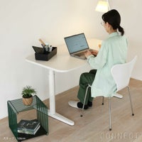 Vitra（ヴィトラ） / Tyde 2 Home Desk board shape（タイド2ホームデスク バレル） / メラミン天板 / ソフトライト脚・パウダーコート仕上げ / 130×75cm / 電動昇降デスク