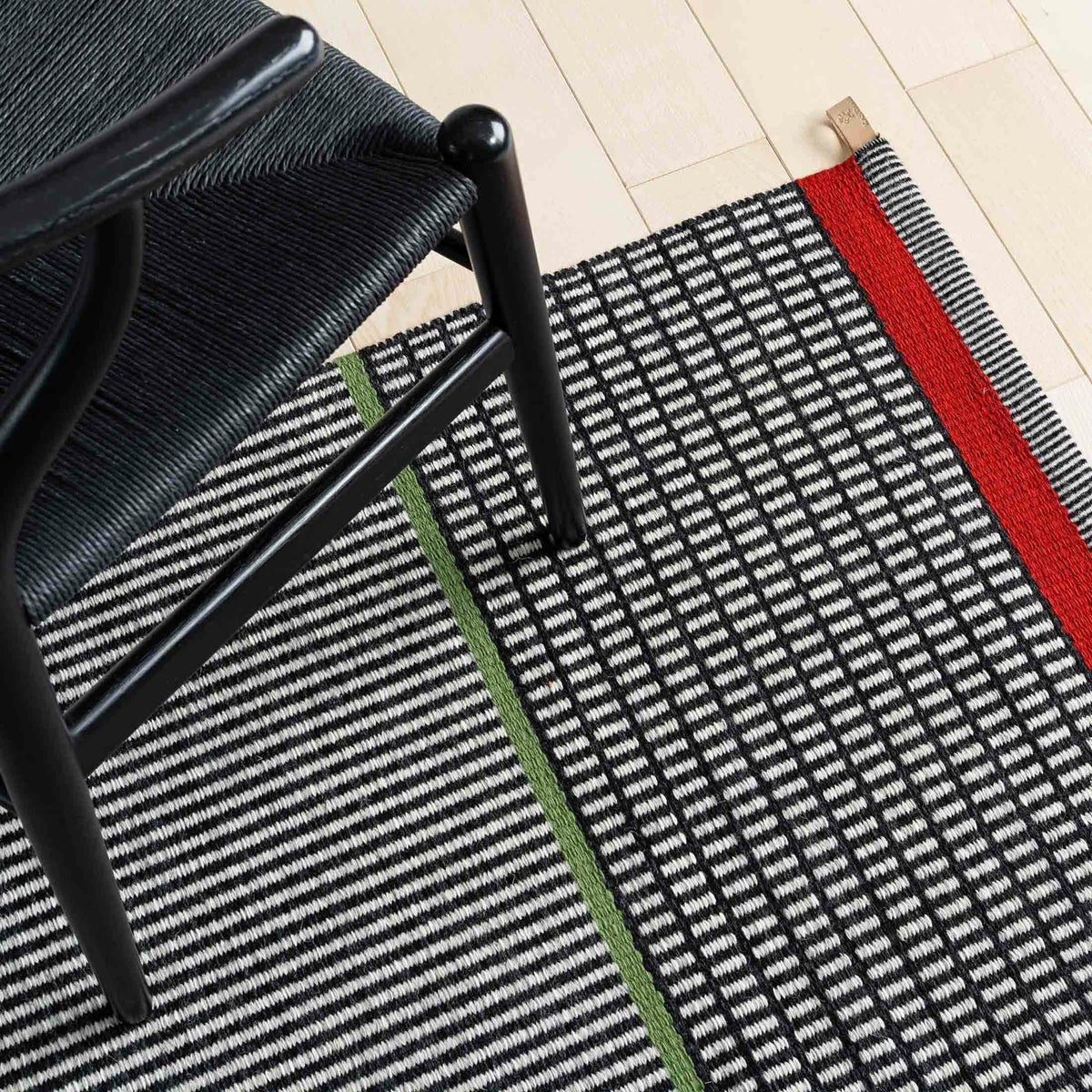 KASTHALL（カスタール） / BROSCHYR SELECTION（ブロッシャー セレクション） / 200×300cm / ラグ