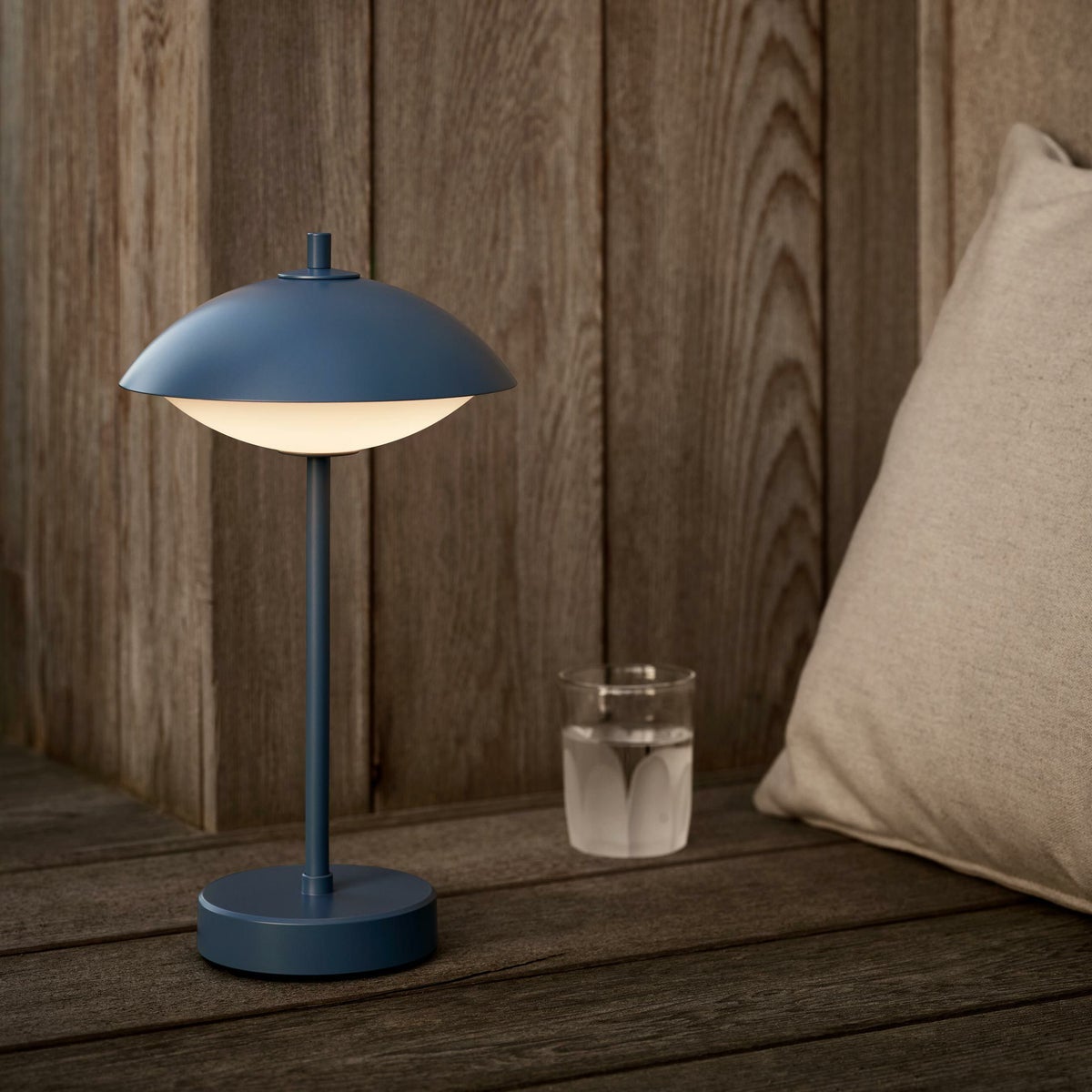 FRITZ HANSEN（フリッツ・ハンセン） / CLAM PORTABLE（クラム ポータブル） / φ170mm / テーブルランプ