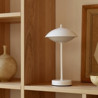 FRITZ HANSEN（フリッツ・ハンセン） / CLAM PORTABLE（クラム ポータブル） / φ170mm / テーブルランプ