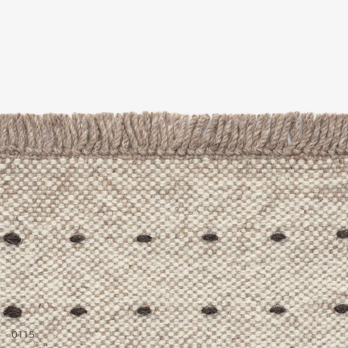 Kvadrat（クヴァドラ） / Yield Dot Naturally Coloured Fringes（イールド ドット ナチュラリー カラード フリンジ） / 20150（200cm×300cm） / ラグ