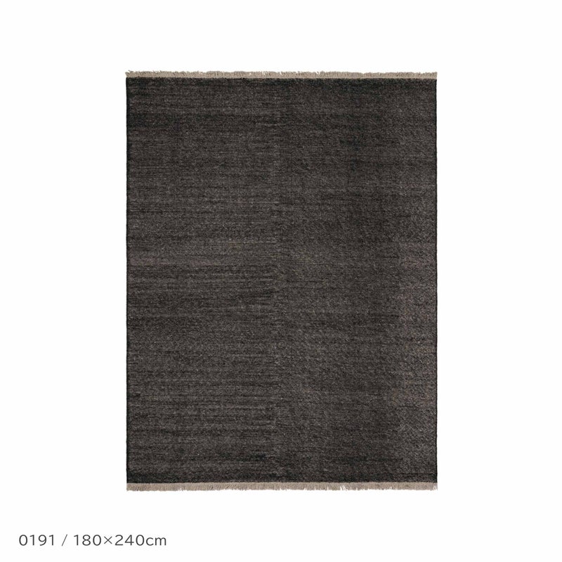 Kvadrat（クヴァドラ） / Yield Naturally Coloured Fringes（イールド ナチュラリー カラード フリンジ） / 20148（180cm×240cm） / ラグ