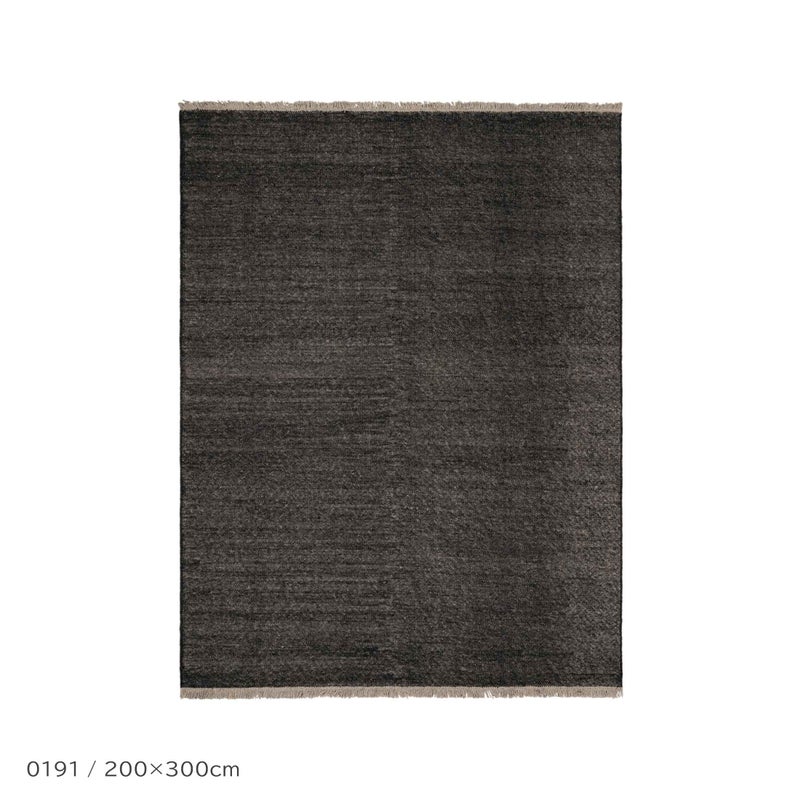 Kvadrat（クヴァドラ） / Yield Naturally Coloured Fringes（イールド ナチュラリー カラード フリンジ） / 20148（200cm×300cm） / ラグ