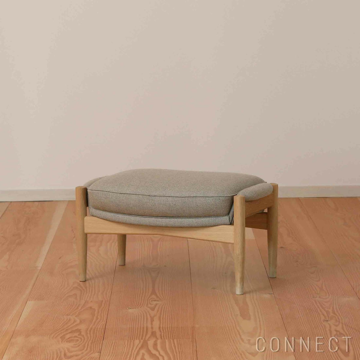 Audo Copenhagen（オドー・コペンハーゲン） / THE SEAL OTTOMAN（ザ シール オットマン） / ナチュラルオークベース / Re-wool（リウール） 0218 ベージュ