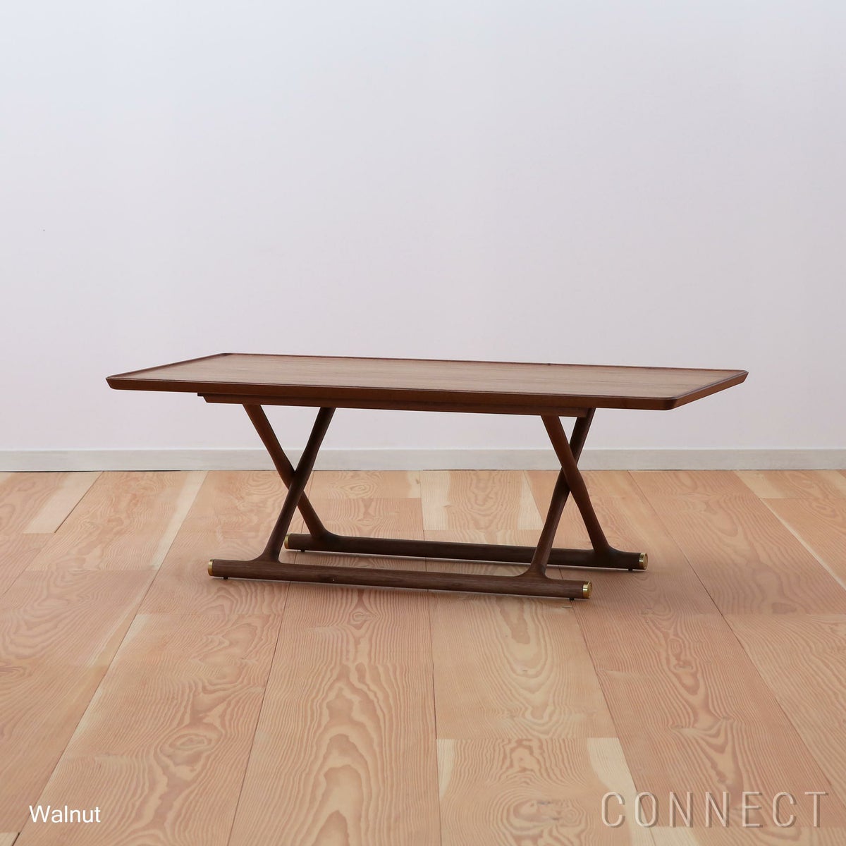 Audo Copenhagen（オドー・コペンハーゲン） / JAGER LOUNGE TABLE（ジャガー ラウンジ テーブル） / ウォルナット