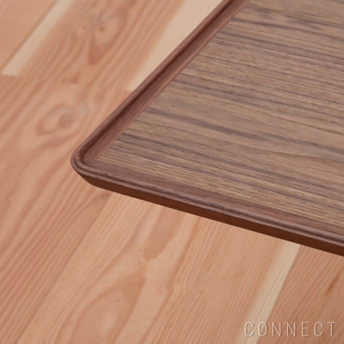 Audo Copenhagen（オドー・コペンハーゲン） / JAGER LOUNGE TABLE（ジャガー ラウンジ テーブル） / ウォルナット