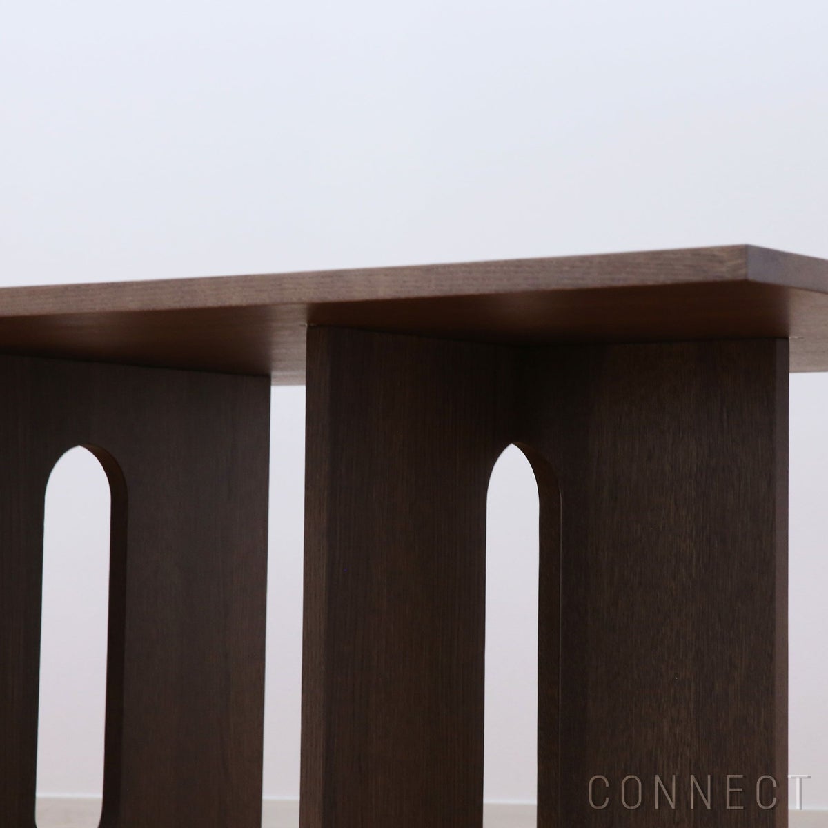 Audo Copenhagen（オドー・コペンハーゲン） / ANDROGYNE DINING TABLE（アンドロジーン ダイニングテーブル） / 長方形 / 180×109cm / ダークステインドオーク《日本限定サイズ》