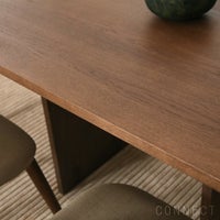 Audo Copenhagen（オドー・コペンハーゲン） / ANDROGYNE DINING TABLE（アンドロジーン ダイニングテーブル） / 長方形 / 180×109cm / ダークステインドオーク《日本限定サイズ》