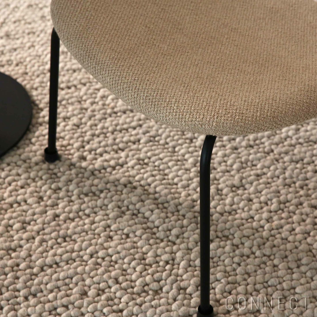 Audo Copenhagen（オドー・コペンハーゲン） / CO LOUNGE CHAIR（コ ラウンジチェア） / 布張りシート&バック / Audo Boucle（オドー ブークレ） 02 / ブラックベース