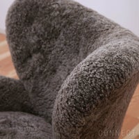 Audo Copenhagen（オドー・コペンハーゲン） / THE TIRED MAN LOUNGE CHAIR（ザ タイヤード マン ラウンジチェア） / Sheepskin Curly Sahara（サハラ）