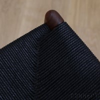 CARL HANSEN & SON（カール・ハンセン＆サン） / CH26 / ウォルナット材・オイル仕上げ・ブラックペーパーコード / ダイニングチェア