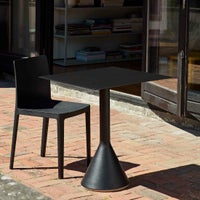 HAY（ヘイ） / PALISSADE（パリサード） / Cone Table（コーンテーブル） / W65 x D65 x H74cm / 全4色 / アウトドア