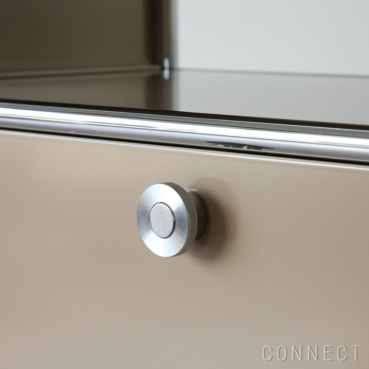 USMハラー（ユーエスエムハラー） / Sideboard（サイドボード） / W773×D373×H1240mm / ドロップダウンドア×2 / USMベージュ