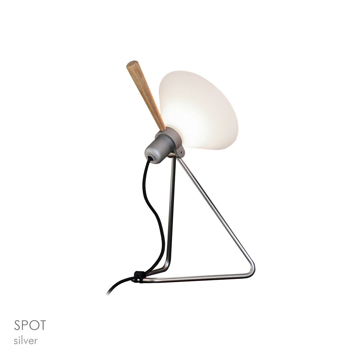 LE KLINT（レ・クリント） /  SPOT（スポット） / 全4色 / テーブルランプ / ウォールランプ