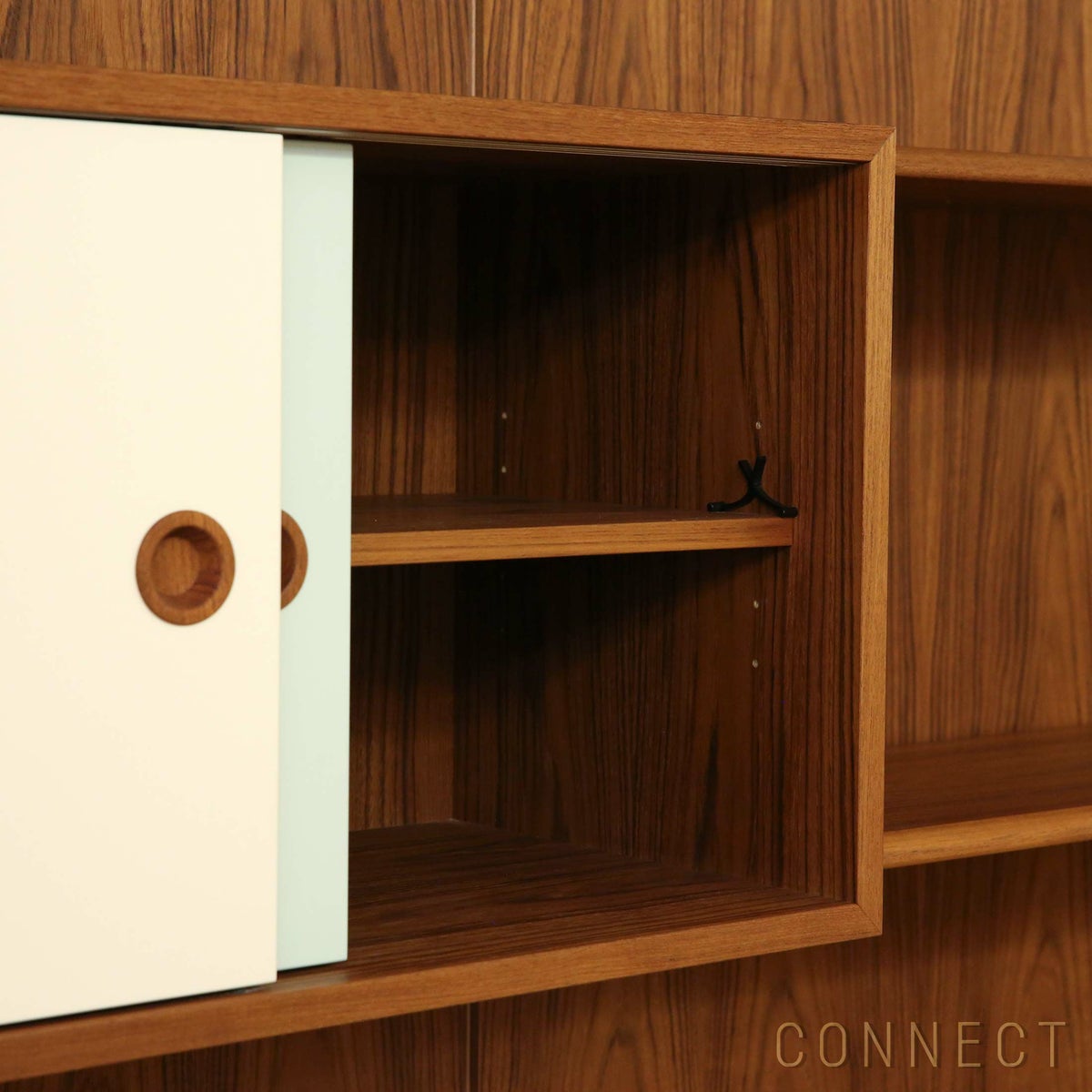 HOUSE OF FINN JUHL（ハウス・オブ・フィンユール） / PANEL SYSTEM（パネルシステム） / パネル＋シェルフ＋カップボード / 壁面収納