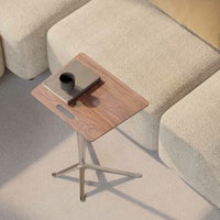 FRITZ HANSEN（フリッツ・ハンセン） / Little Friend（リトルフレンド） / KS13（四角天板・昇降式） / ウォルナット / ベース（ポリッシュ仕上げ） / サイドテーブル