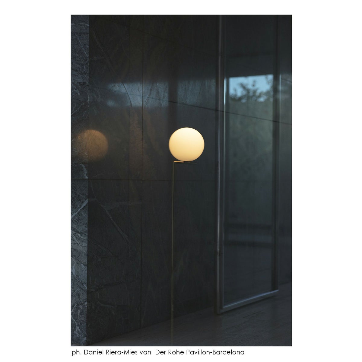 FLOS（フロス） / IC F1 10 ANNIVERSARY（アイシー 10 アニバーサリー） / フロアランプ