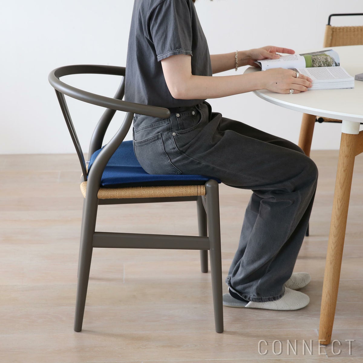 MELLEM（メレム） / Kvadrat / Yチェアシートクッション / Tonus（トナス） × Tonus Meadow（トナス ミドウ） / クッション