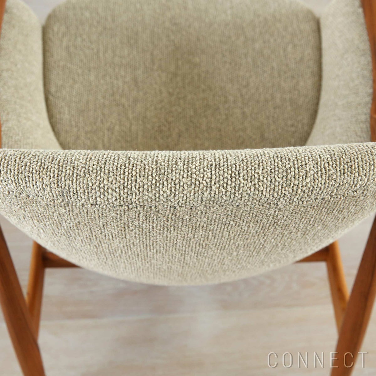 HOUSE OF FINN JUHL（ハウス・オブ・フィンユール） / 53 CHAIR W/ CUSHION / チーク材・オイル仕上げ / Moss 0020（モス） / ラウンジチェア