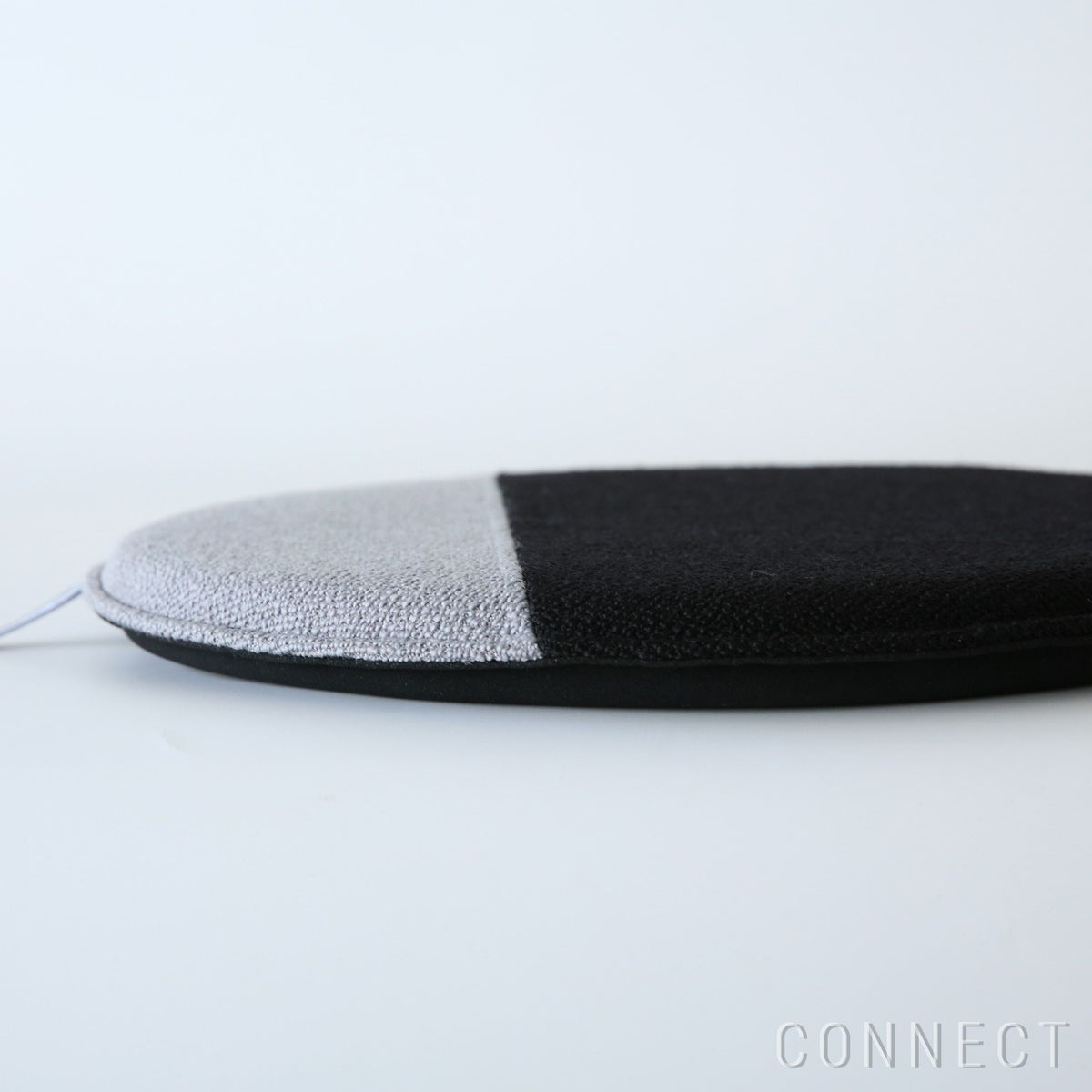 MELLEM（メレム） / Kvadrat/Raf Simons（クヴァドラ/ラフ・シモンズ） / ラウンドシートクッション / Vidar（ヴィダー） アソートB / 全6色 / クッション