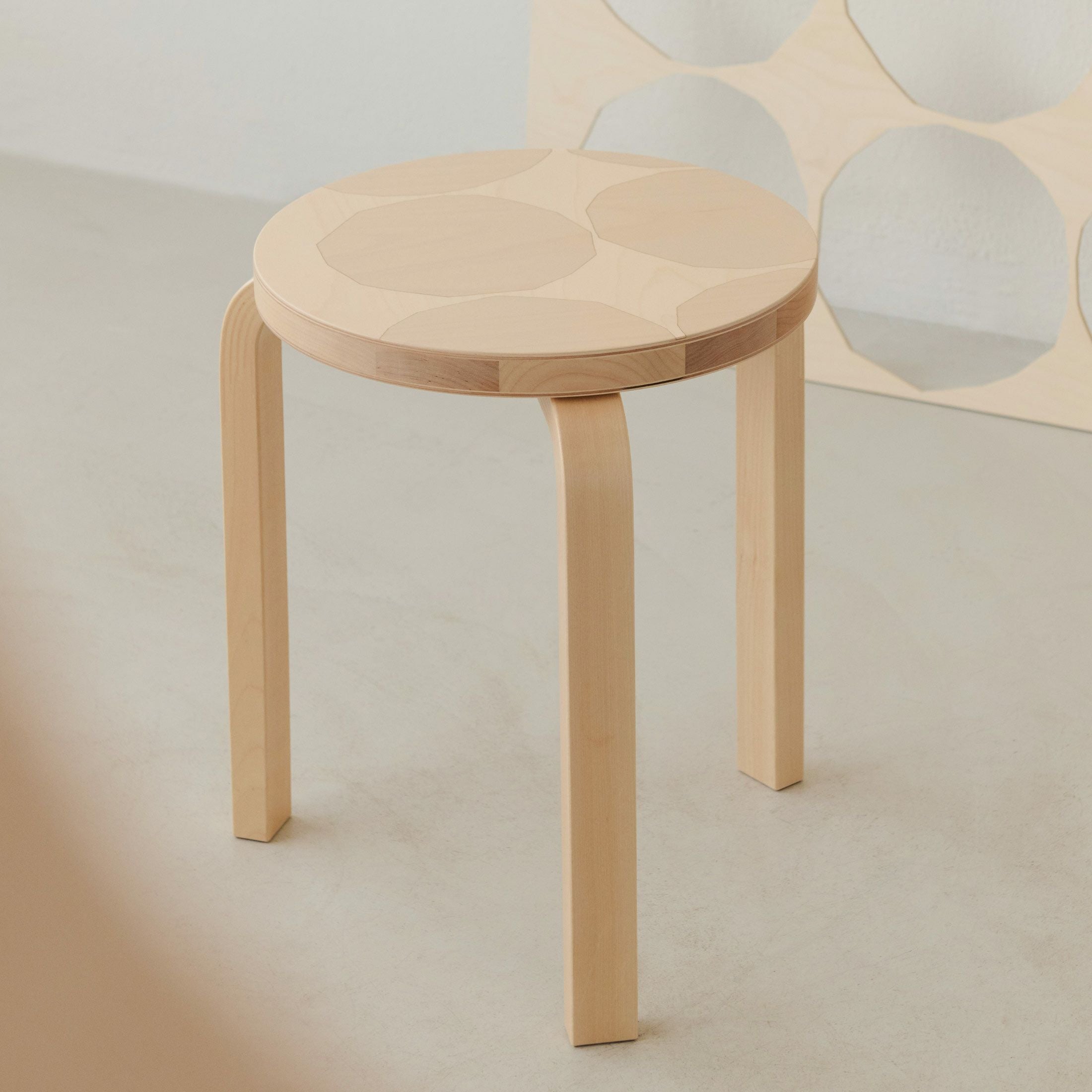 STOOL60 Kivet キヴェット Artek（アルテック）│正規販売店 CONNECT