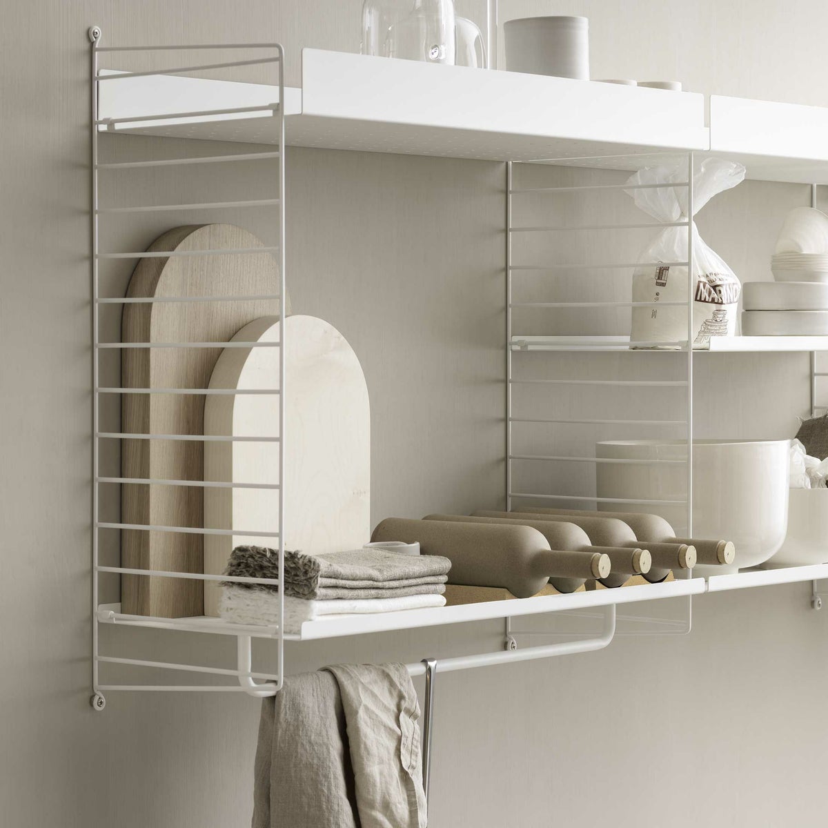 String Furniture（ストリング ファニチャー） / String System（ストリング システム） / メタルシェルフ ローエッジ（ホワイト） W53cm / アクセサリーパーツ