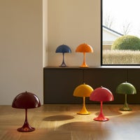 Louis Poulsen（ルイスポールセン） / Panthella 250 Portable（パンテラ 250 ポータブル） / オペーク / 全7色 / テーブルランプ