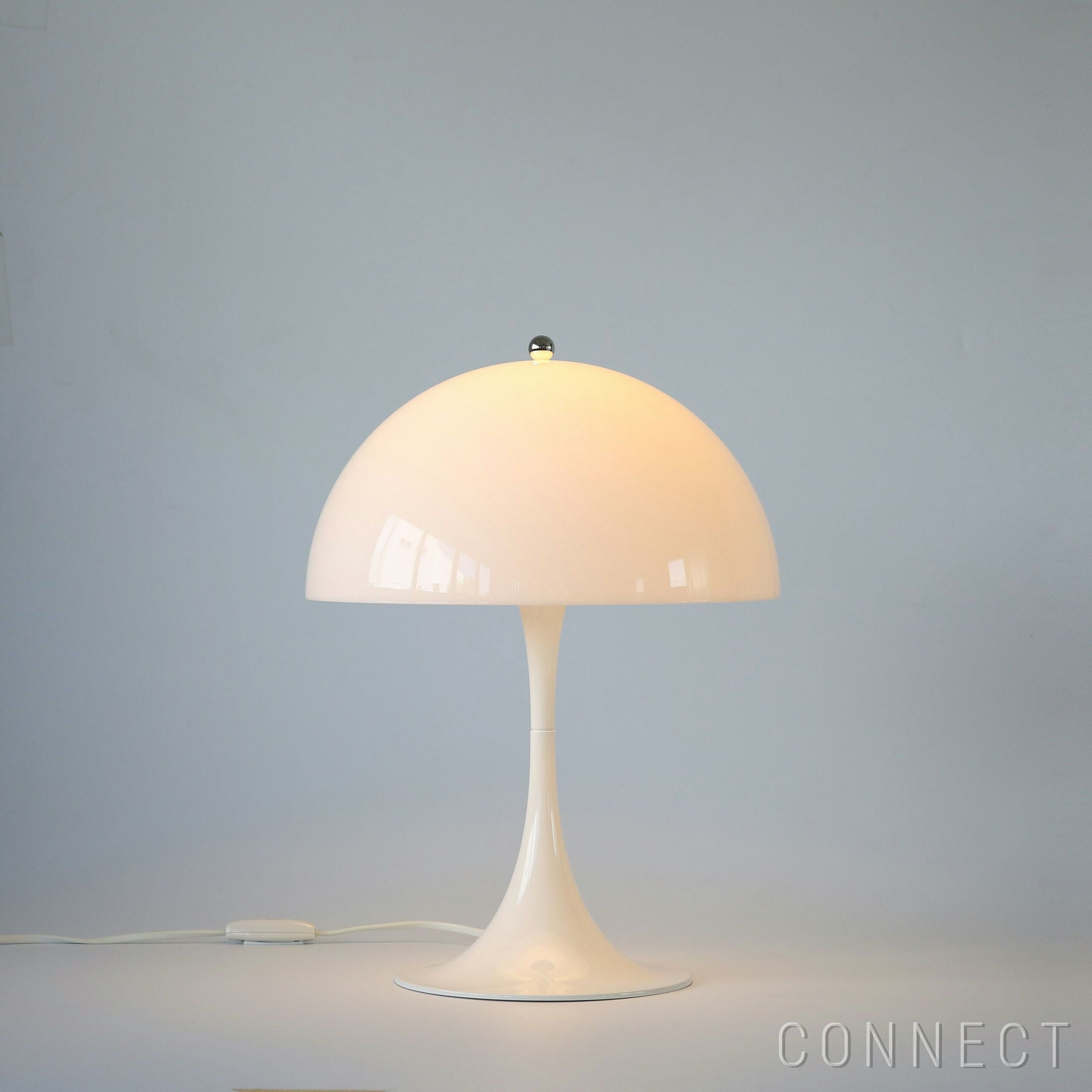 Louis Poulsen（ルイスポールセン） / Panthella 320 Table Lamp