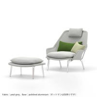 Vitra（ヴィトラ） / Slow Chair （スローチェア） / チェア：Flocca （フロッカ）カバーカラー：ベージュ / ベース：アルミ ポリッシュ / バッククッション 40×30cm Kvadrat Phlo× 0983（ホームセレクション） / バッククッション 65×30cm  Kvadrat Vidar 41062 （ホームセレクション） / ネッククッション付
