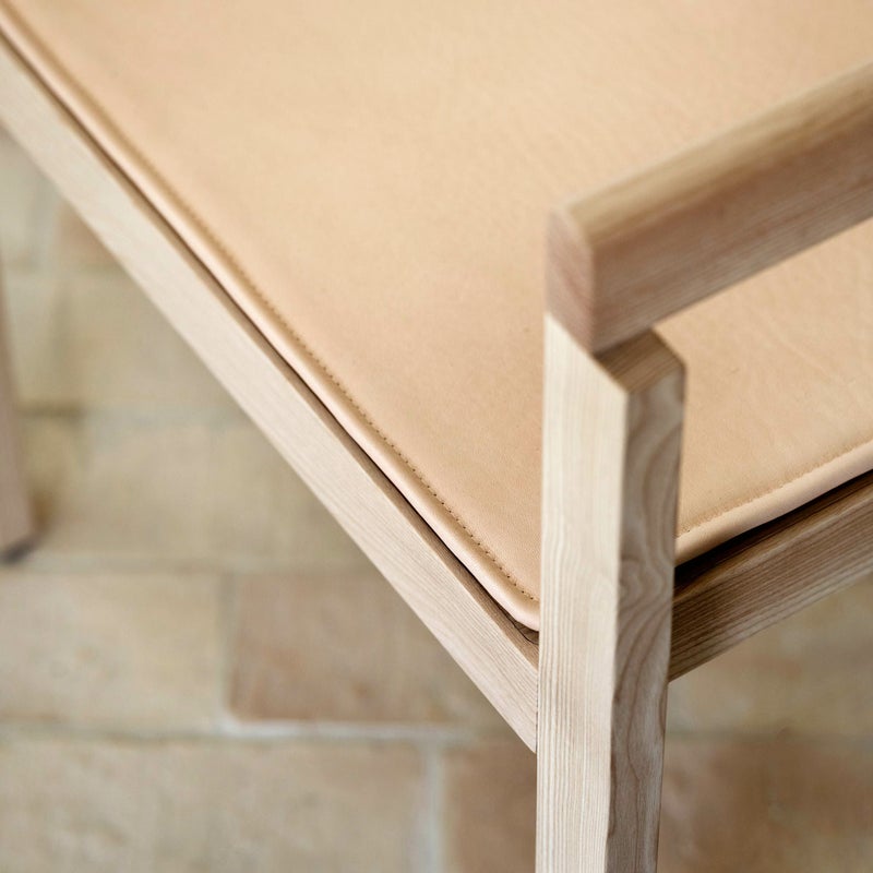 FRITZ HANSEN / AFTER（アフター） / MA100 / アッシュ（無垢材・オイル仕上げ） / ダイニングチェア