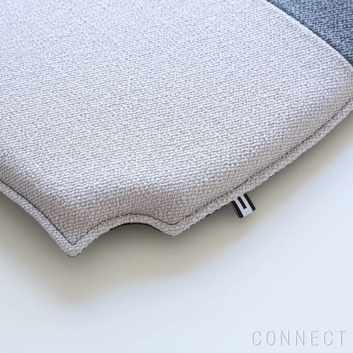 MELLEM（メレム） / Kvadrat/Raf Simons（クヴァドラ/ラフ・シモンズ） / Yチェアシートクッション / Vidar（ヴィダー） アソート / 全6色 / クッション