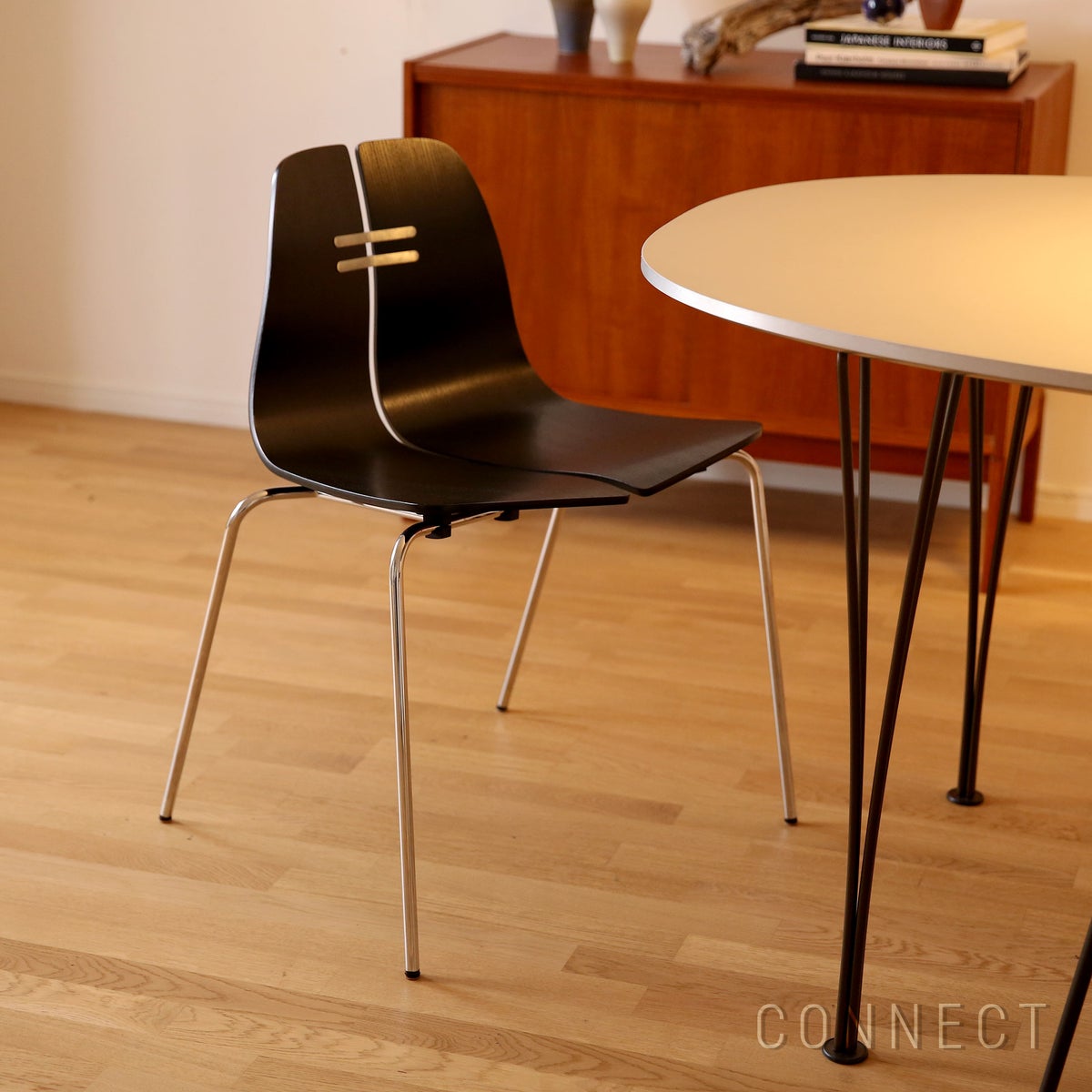 FRITZ HANSEN / PK3（ピーケー3） / ブラック / スチールベース（クローム仕上げ） / チェア