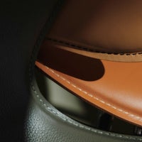 【70周年記念モデル】FRITZ HANSEN（フリッツ・ハンセン） / SERIES 7（セブンチェア） / TAILORED（テーラード） / ハーネスレザー / ウォームエクリュ / フルパディング