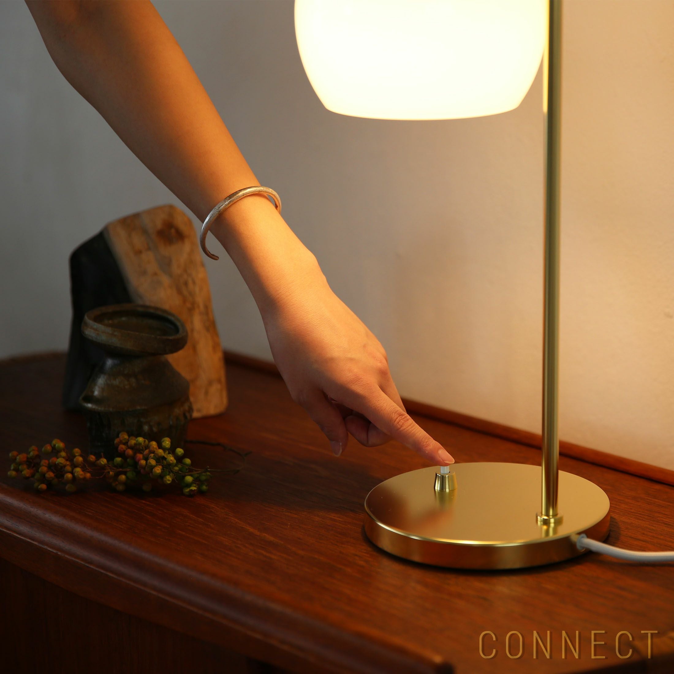 Louis Poulsen（ルイスポールセン） / VL Ring Crown Table Lamp（VL