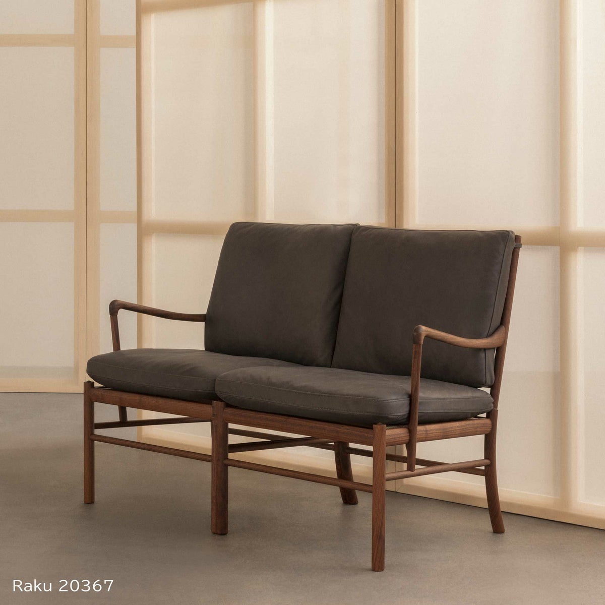 CARL HANSEN & SON （カール・ハンセン＆サン） / OW149-2 COLONIAL SOFA（コロニアルソファ） / ウォルナット材・オイル仕上げ / ソーレンセンレザー TERRA / 2人掛け