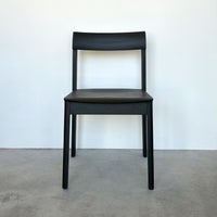 【アウトレット】FORM & REFINE（フォーム&リファイン） / Blueprint Chair（ブループリントチェア） / Black Stained Oak（オーク ブラックステイン仕上げ） / チェア