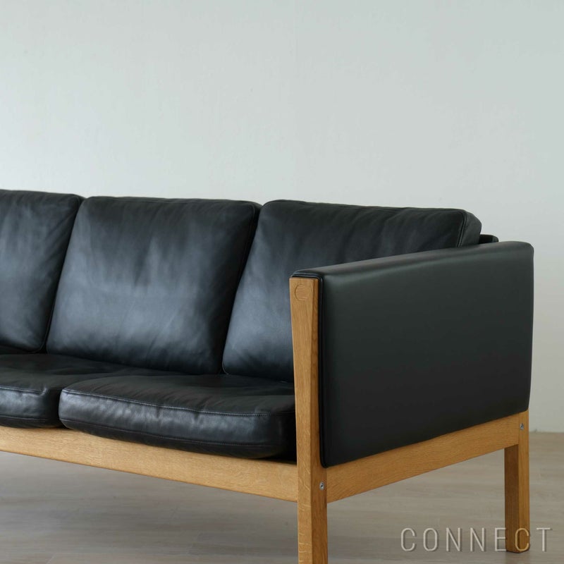 CARL HANSEN & SON（カール・ハンセン＆サン） / CH163 ソファ 3シーター / オーク材・オイル仕上げ / ブラックレザー（Thor301） / 3人掛け
