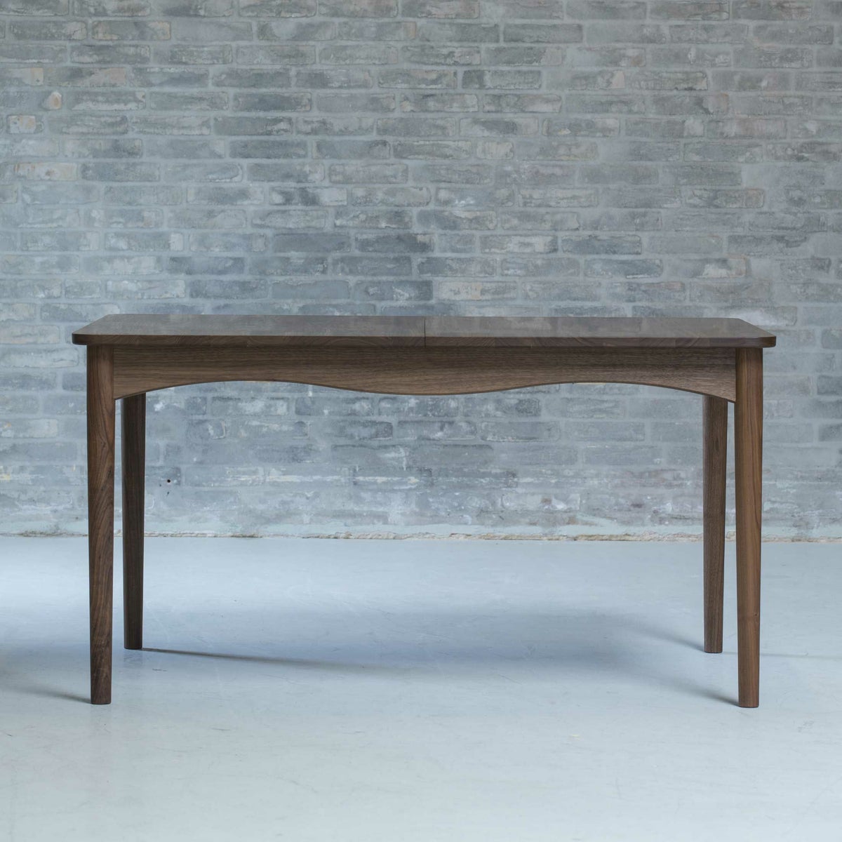 HOUSE OF FINN JUHL（ハウス・オブ・フィンユール） / BOVIRKE TABLE W/EXTENSHION（ボビルケテーブル） / ウォルナット材・オイル仕上げ / 伸長式