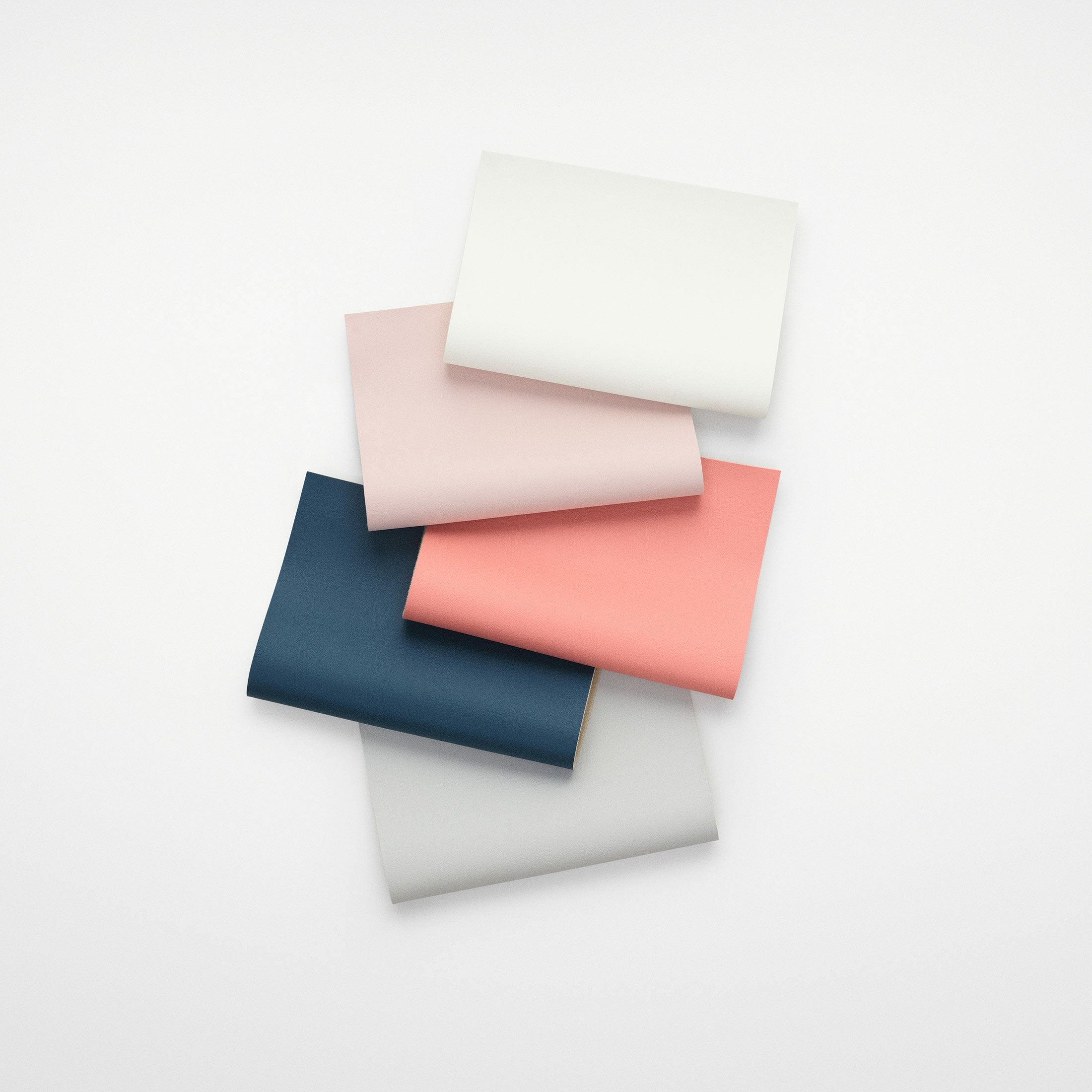Kvadrat（クヴァドラ） Haku（ハク） テキスタイル | 北欧生地 正規