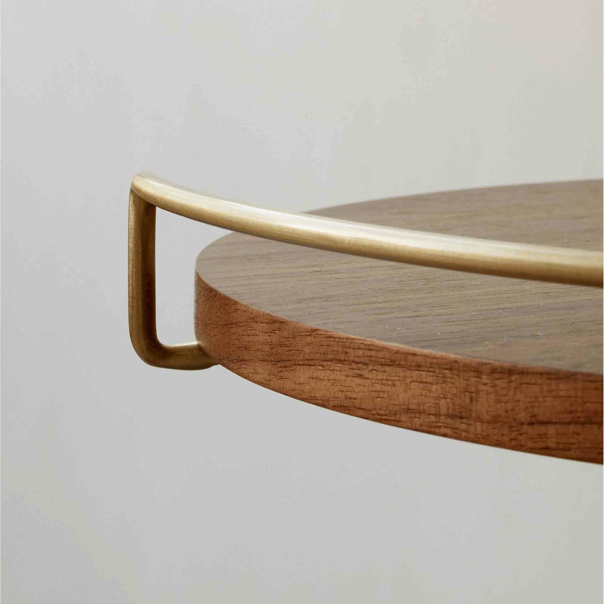 Audo Copenhagen（オドー・コペンハーゲン） / UMANOFF SIDE TABLE H45cm（ウマノフ サイドテーブル） / Walnut / ウォルナット