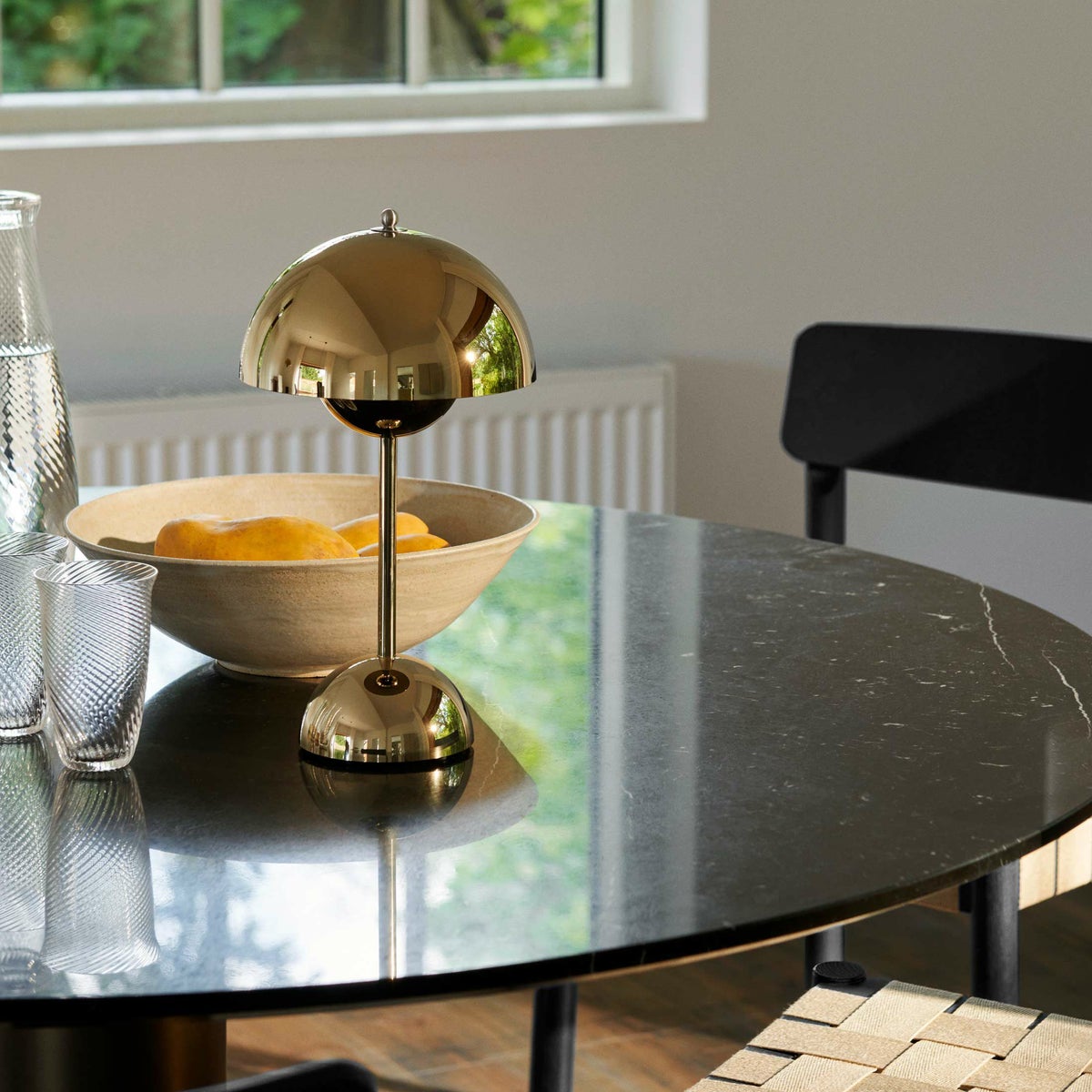 &Tradition（アンドトラディション） / Flowerpot Portable VP9 MG（フラワーポット ポータブル VP9 MG） / 全2色 / テーブルランプ