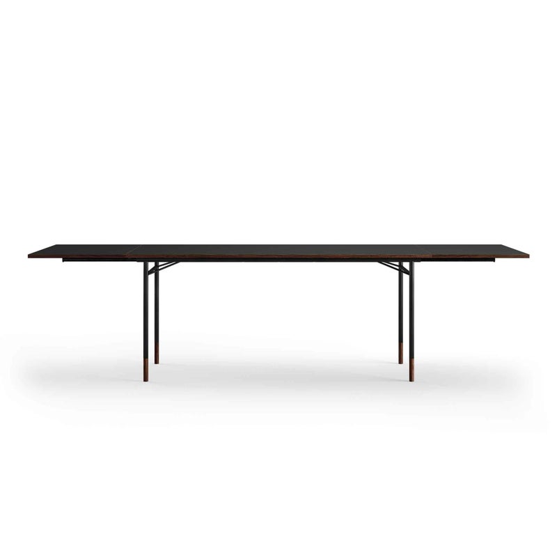 HOUSE OF FINN JUHL（ハウス・オブ・フィンユール） / NYHAVN DINING TABLE（ニューハウンダイニングテーブル） / ウォルナット材・オイル仕上げ・ブラックリノリウム天板