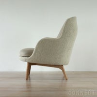 FRITZ HANSEN（フリッツ・ハンセン） / FRI（フリチェア） / ウッドベース / Sunniva（スニバ）233 ライトベージュ×Moss（モス）0019 / ラウンジチェア