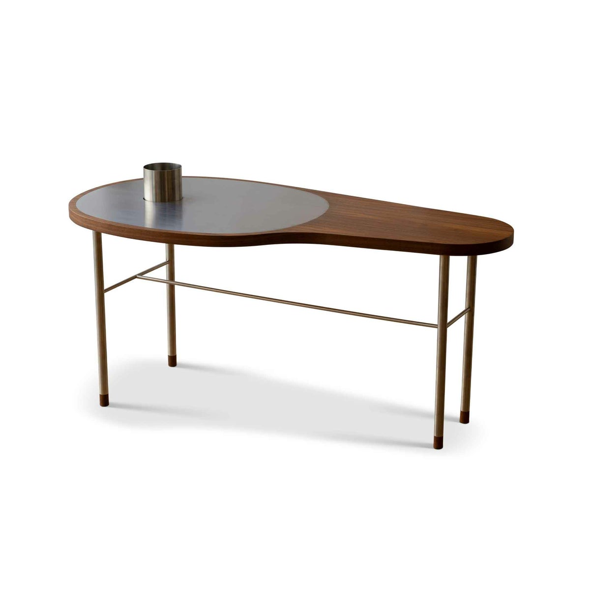 HOUSE OF FINN JUHL（ハウス・オブ・フィンユール） / ROSS COFFEE TABLE（トレイテーブル） / ウォルナット材・オイル仕上げ / コーヒーテーブル