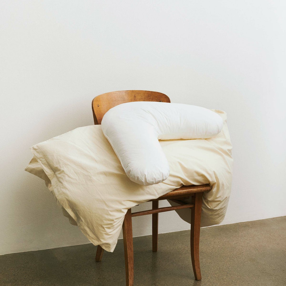 NORDIC SLEEP（ノルディック スリープ） / ノルディック スリープ ナーシングピロー（授乳サポート枕） / カバー付き / ボディピロー