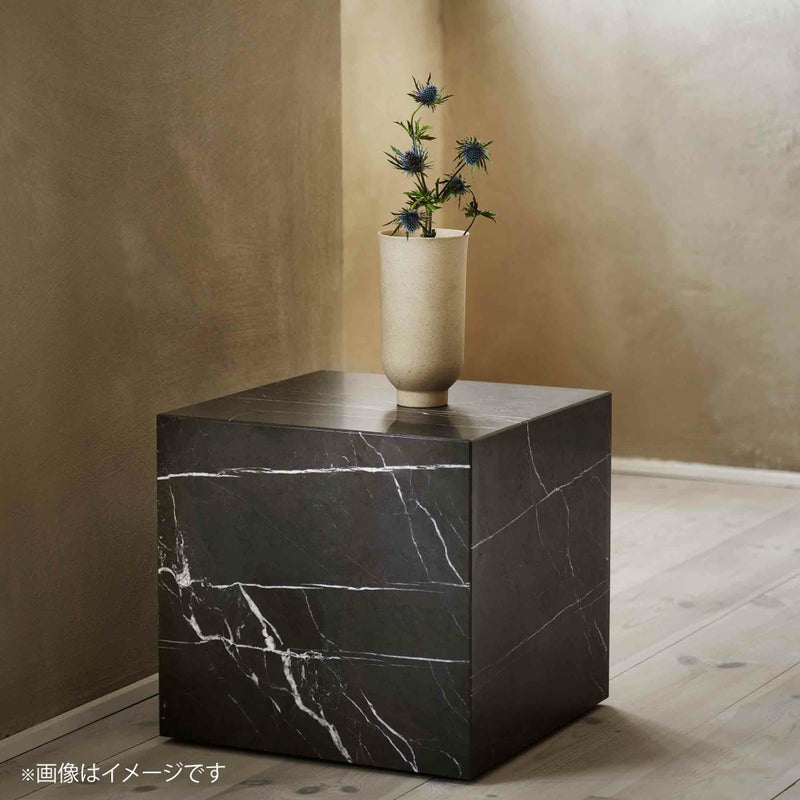 Audo Copenhagen（オドー・コペンハーゲン） / PLINTH CUBIC（プリンス キュービック） / 大理石 / テーブル