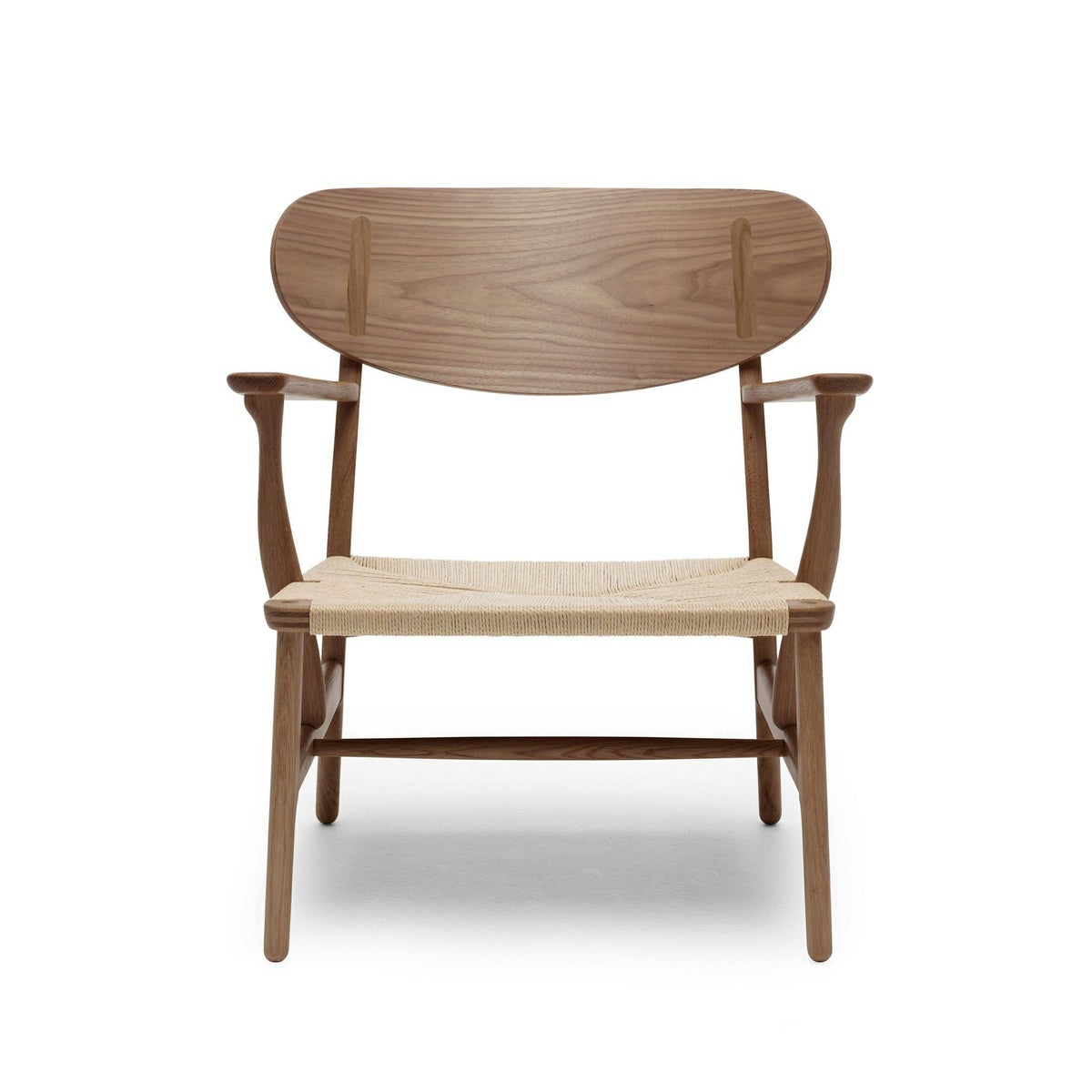 CARL HANSEN & SON（カール・ハンセン＆サン） / CH22 / ウォルナット材・オイル仕上げ / ラウンジチェア