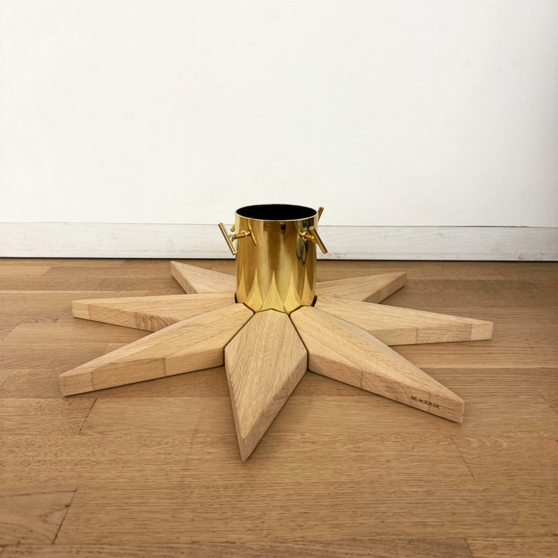 【ポイント20倍】【アウトレット】FRITZ HANSEN（フリッツ・ハンセン） / SKAGERAK（スカゲラック） / Stella Christmas Tree Base（ステラ クリスマスツリー ベース） / ウッドベース